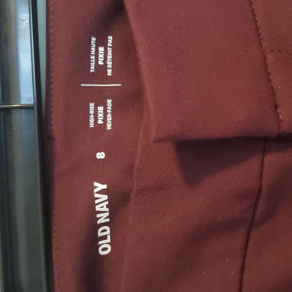 Old navy high rise pixie pant - Picture 2 of 4